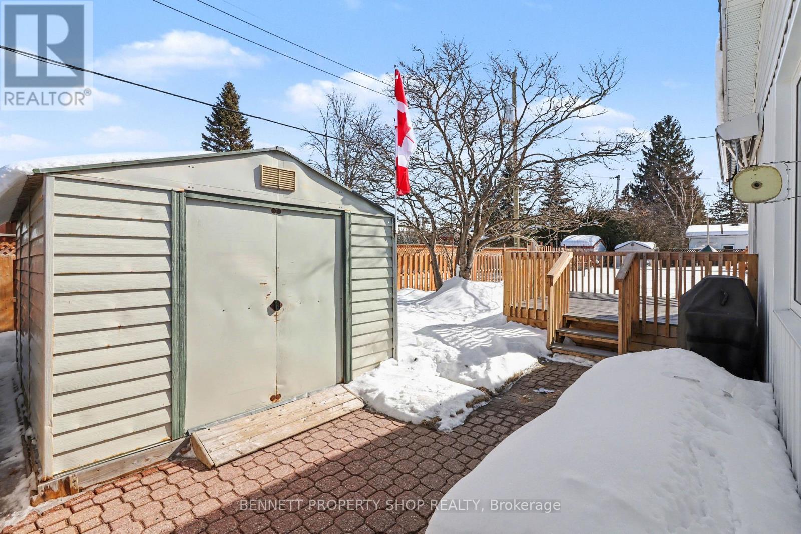 1503 Blackheath Street, Ottawa, Ontario  K1E 1K6 - Photo 17 - X12822310