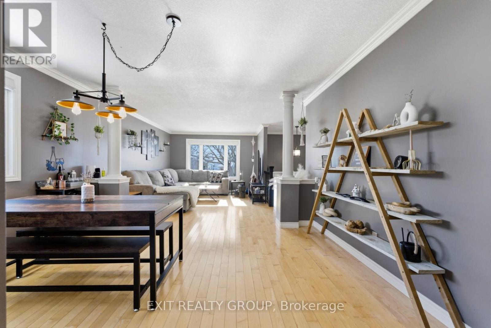 67 Bogart Crescent, Belleville, Ontario  K8P 5E8 - Photo 7 - X12823250