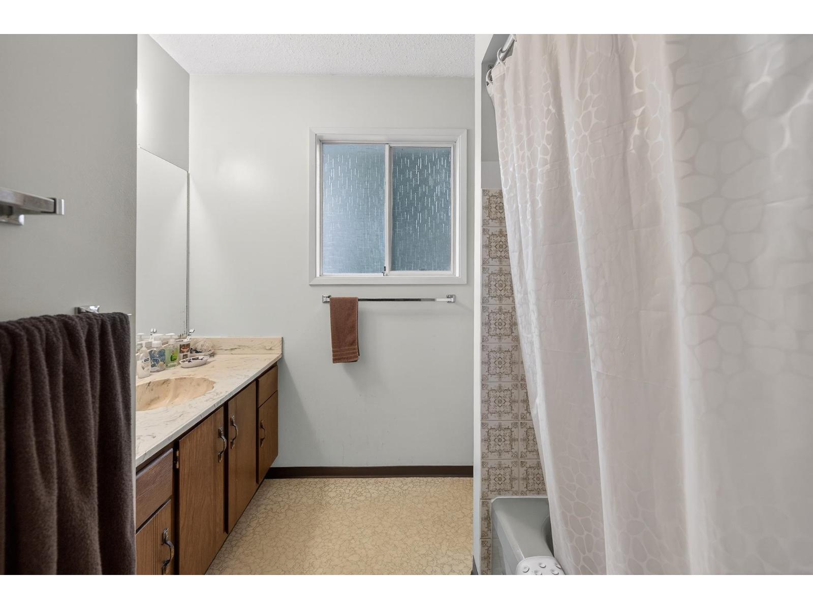 4661 198c Street, Langley, British Columbia  V3A 5Z7 - Photo 12 - R3093748