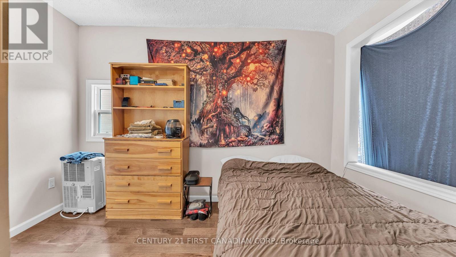 118 Wharncliffe Road S, London South, Ontario  N6J 2K3 - Photo 11 - X12823254