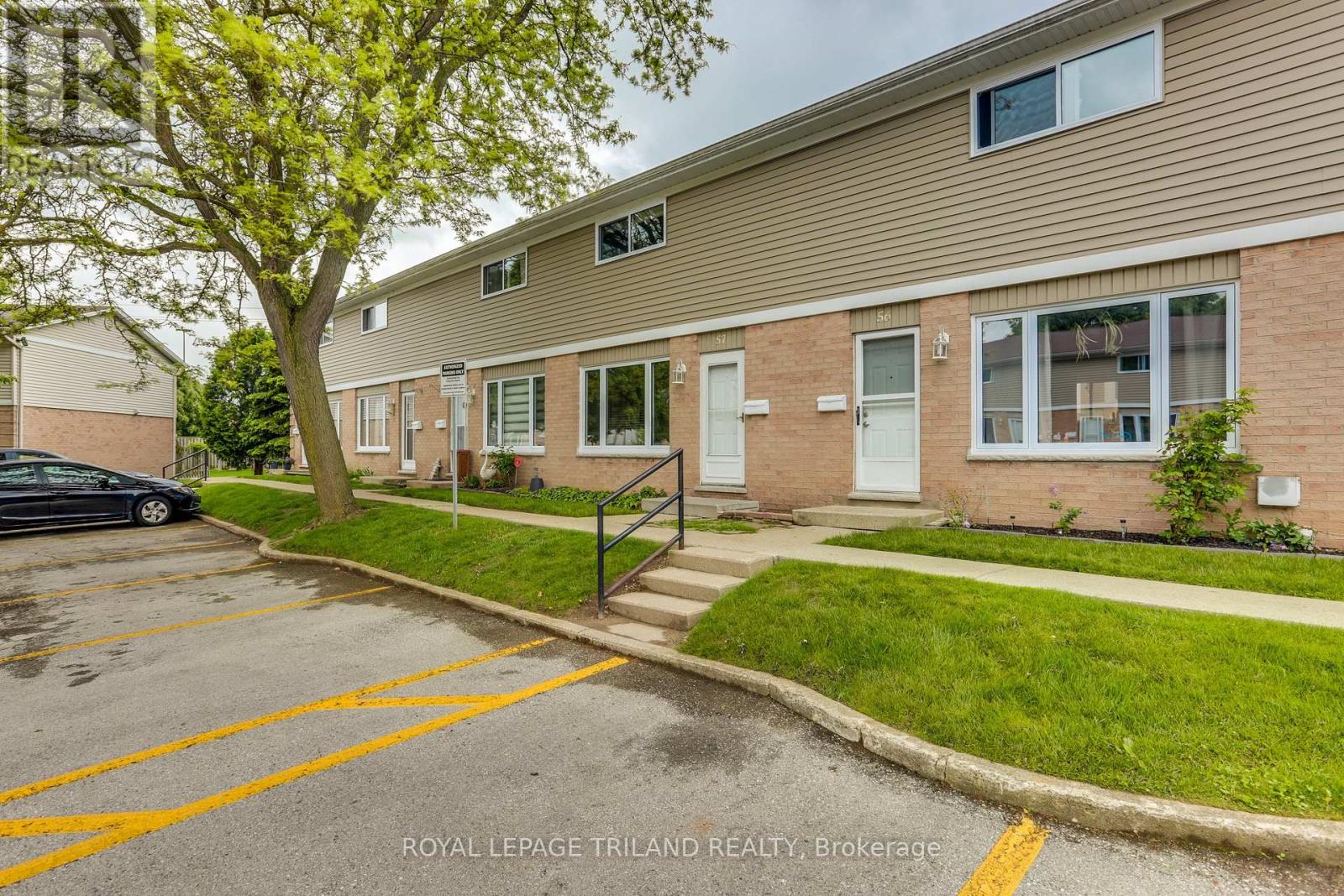 57 - 320 Westminster Avenue, London South, Ontario  N6C 5H5 - Photo 3 - X12823312