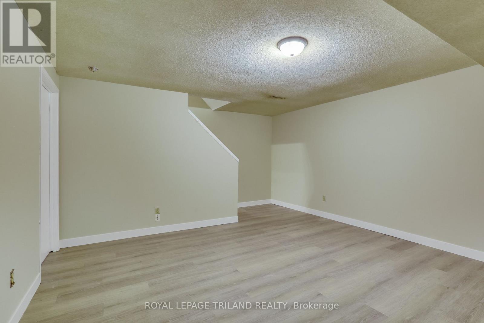 57 - 320 Westminster Avenue, London South, Ontario  N6C 5H5 - Photo 31 - X12823312