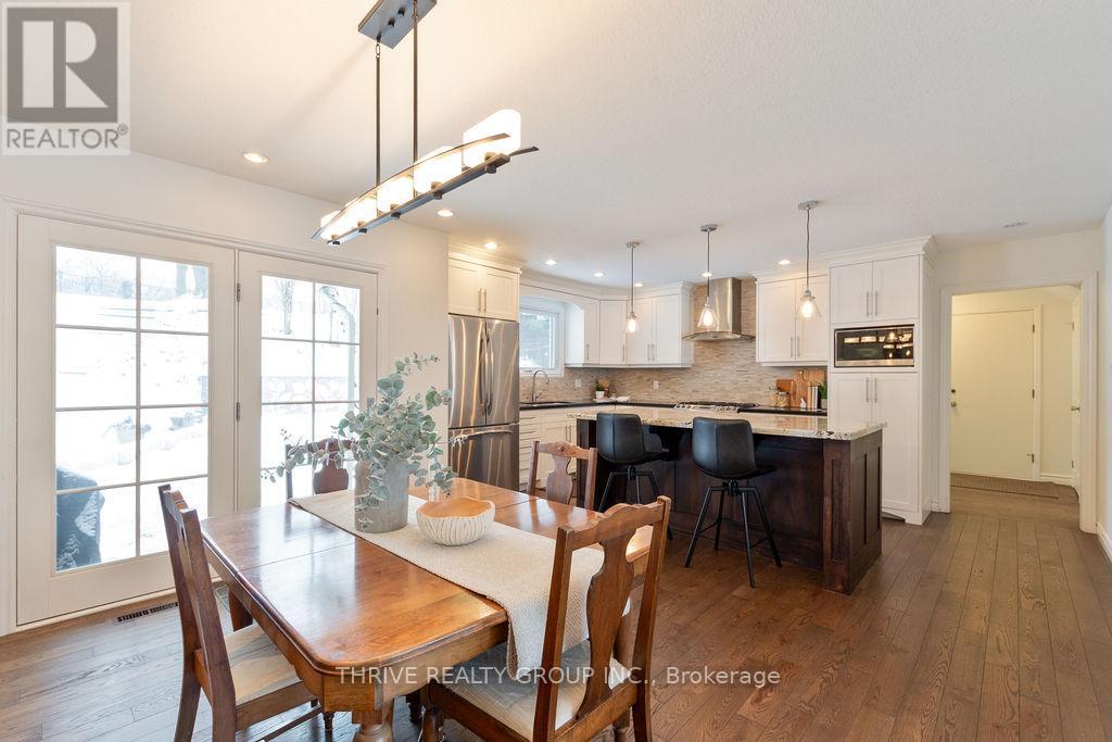 47 Compton Crescent, London South, Ontario  N6C 4E9 - Photo 10 - X12823330