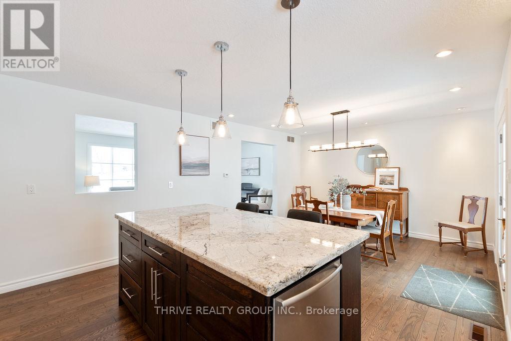 47 Compton Crescent, London South, Ontario  N6C 4E9 - Photo 14 - X12823330