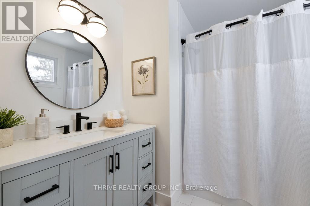 47 Compton Crescent, London South, Ontario  N6C 4E9 - Photo 31 - X12823330