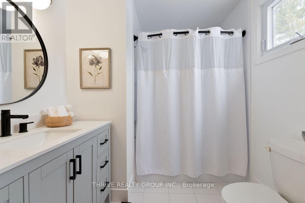 47 Compton Crescent, London South, Ontario  N6C 4E9 - Photo 32 - X12823330