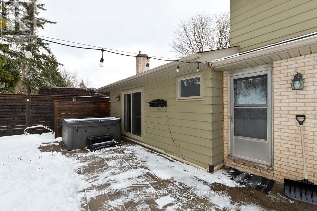 47 Compton Crescent, London South, Ontario  N6C 4E9 - Photo 38 - X12823330