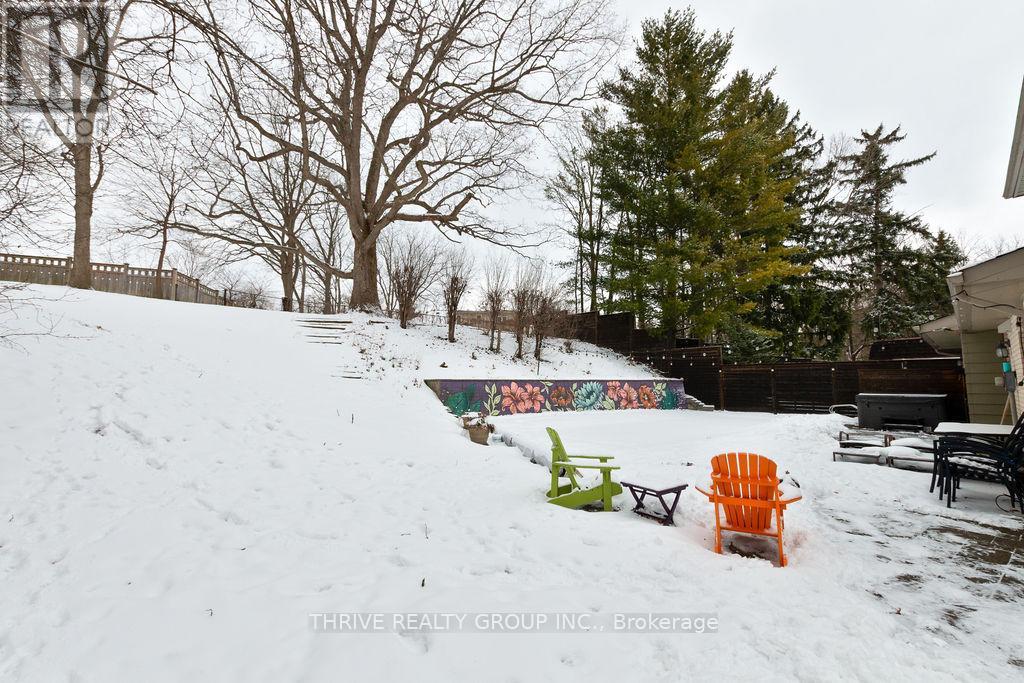 47 Compton Crescent, London South, Ontario  N6C 4E9 - Photo 40 - X12823330