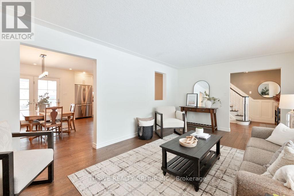 47 Compton Crescent, London South, Ontario  N6C 4E9 - Photo 8 - X12823330