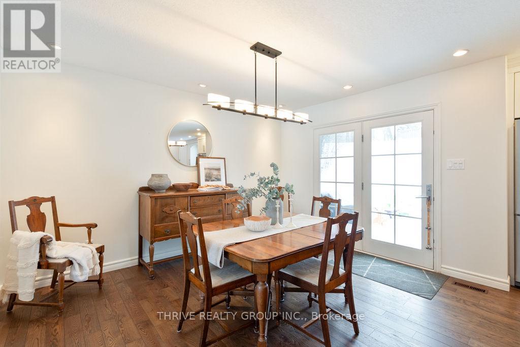 47 Compton Crescent, London South, Ontario  N6C 4E9 - Photo 9 - X12823330
