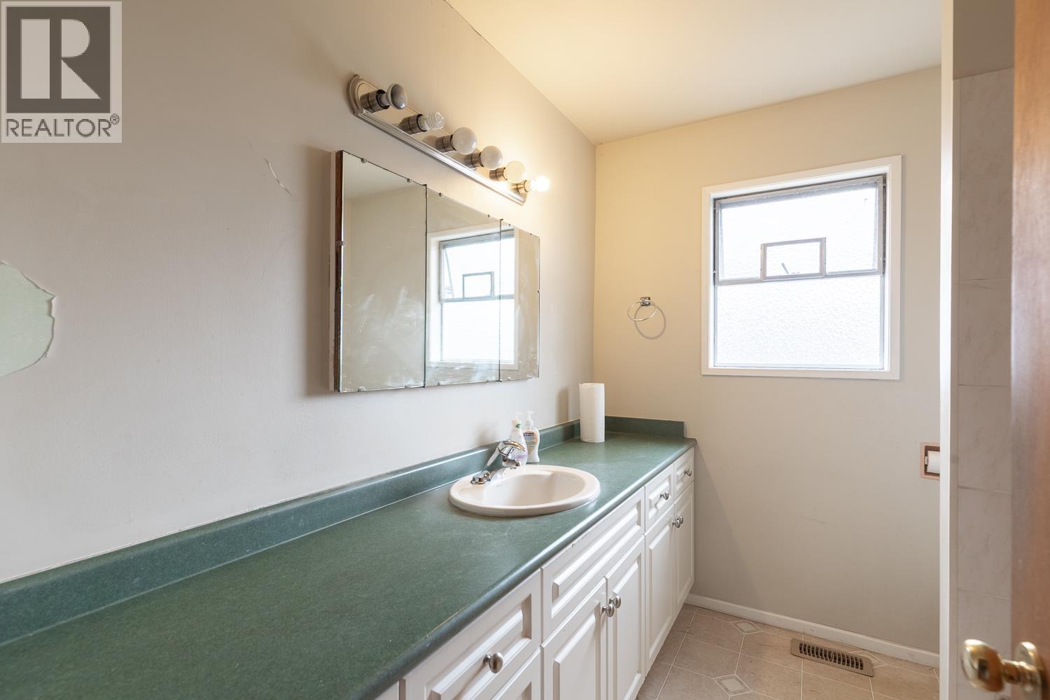 7790 Elliott Street, Vancouver, British Columbia  V5S 2N9 - Photo 10 - R3084659