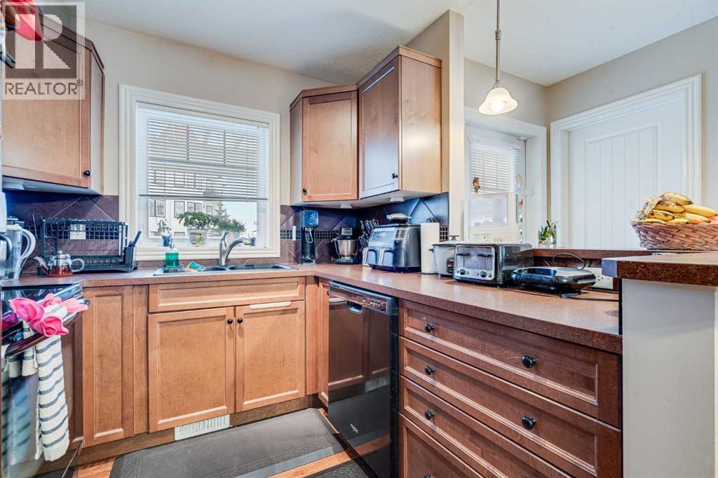 3 Royal Oak Plaza Nw, Calgary, Alberta  T3G 0B3 - Photo 12 - A2288703