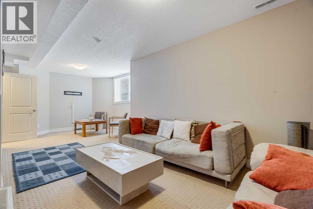 3 Royal Oak Plaza Nw, Calgary, Alberta  T3G 0B3 - Photo 27 - A2288703