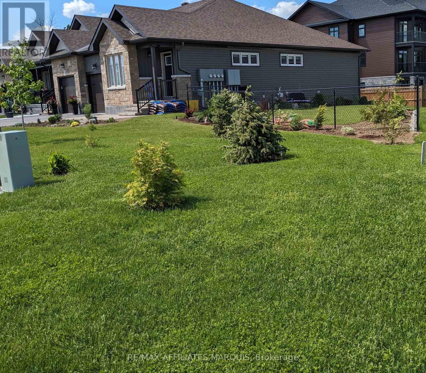 182 Ferrara Drive, Smiths Falls, Ontario  K7A 0A2 - Photo 6 - X12823268