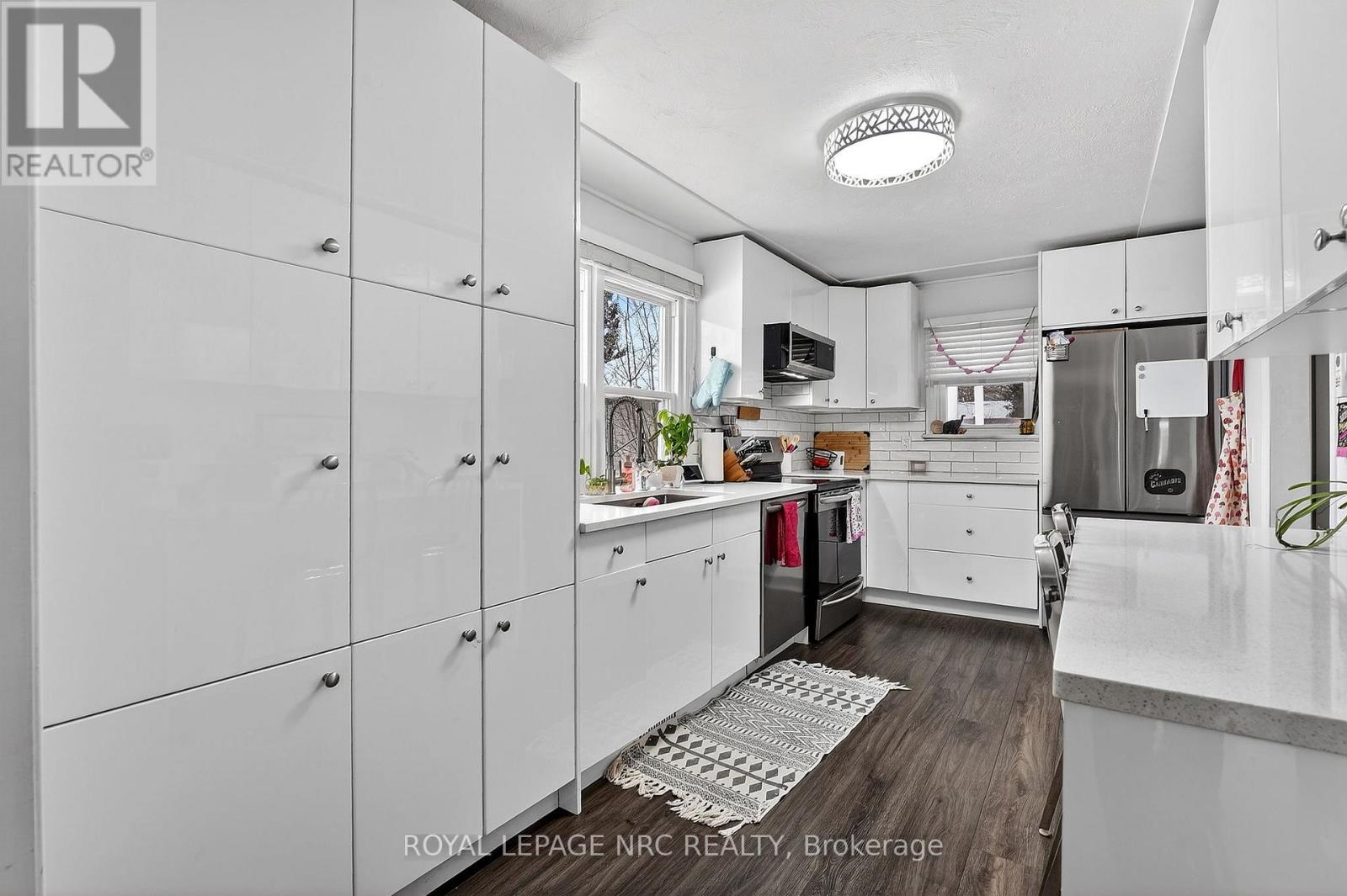 243 Derby Road, Fort Erie, Ontario  L0S 1B0 - Photo 8 - X12823326