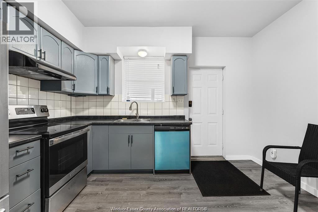 712 Brock, Windsor, Ontario N9C 2T4 - Photo 7 - 26004055