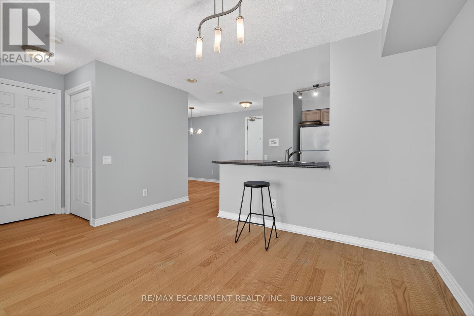 2301 - 61 Town Centre Court, Toronto, Ontario  M1P 5C5 - Photo 14 - E12795844