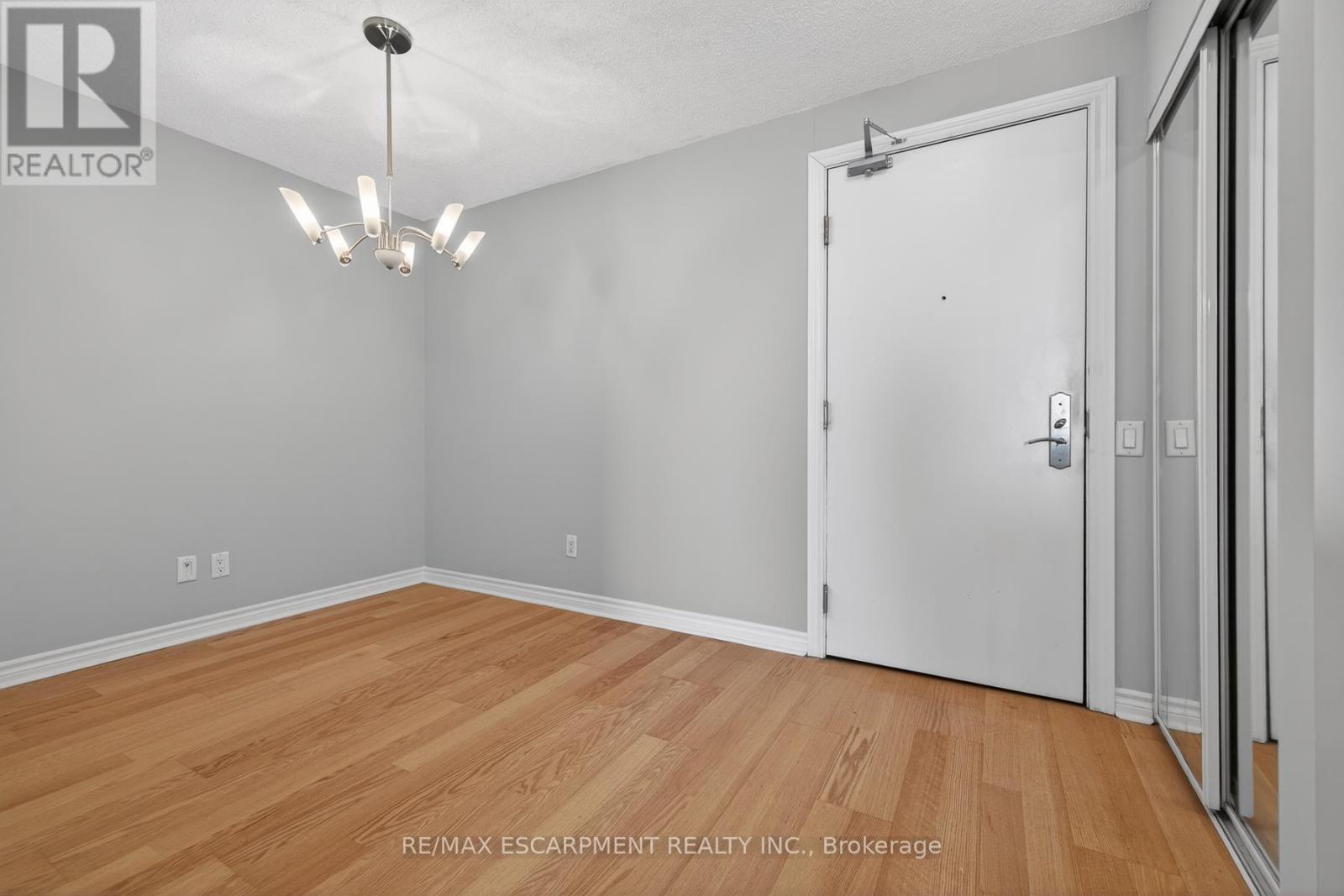 2301 - 61 Town Centre Court, Toronto, Ontario  M1P 5C5 - Photo 7 - E12795844