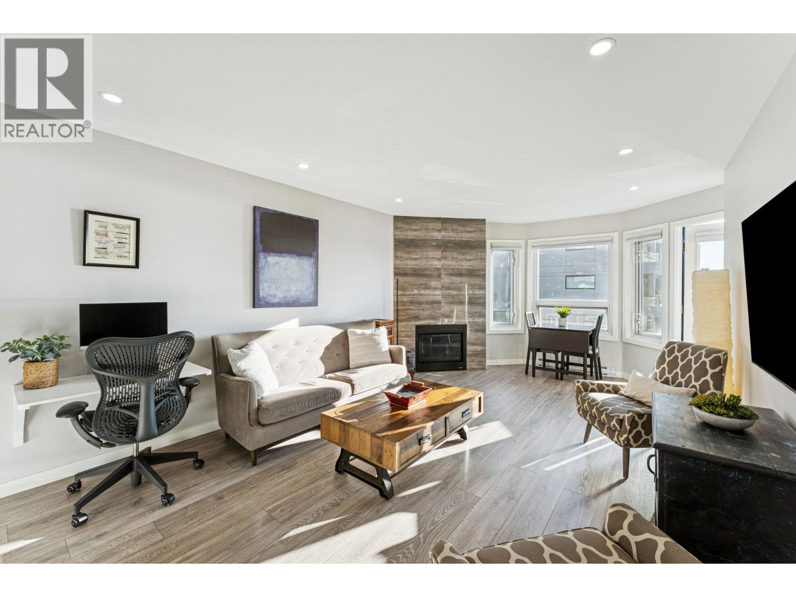 305 175 W 4th Street, North Vancouver, British Columbia  V7M 1H6 - Photo 17 - R3093853