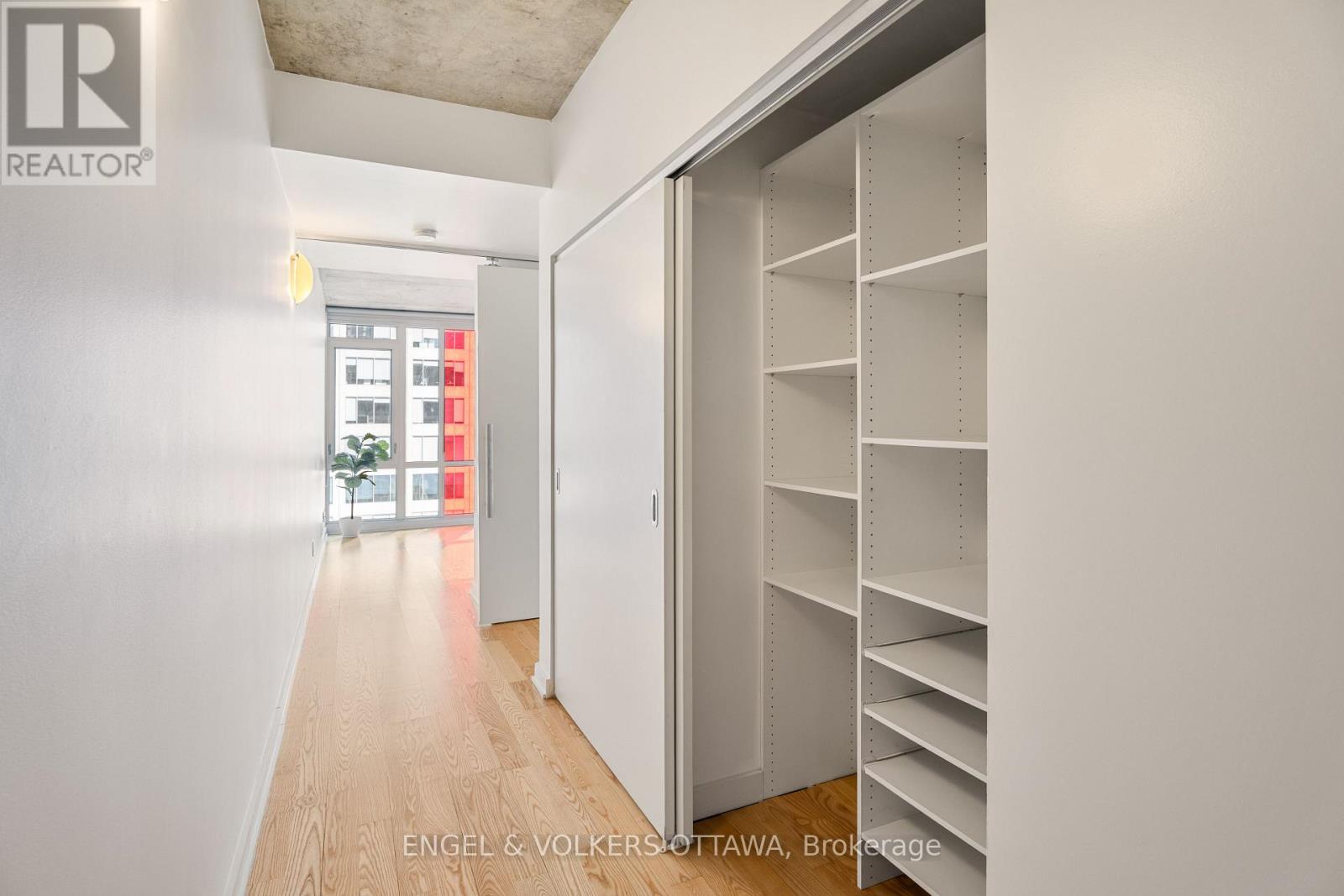 1610 - 324 Laurier Avenue W, Ottawa, Ontario  K1P 0A4 - Photo 28 - X12821984