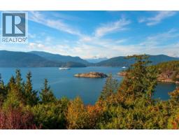6175 NELSON AVENUE, West Vancouver, British Columbia
