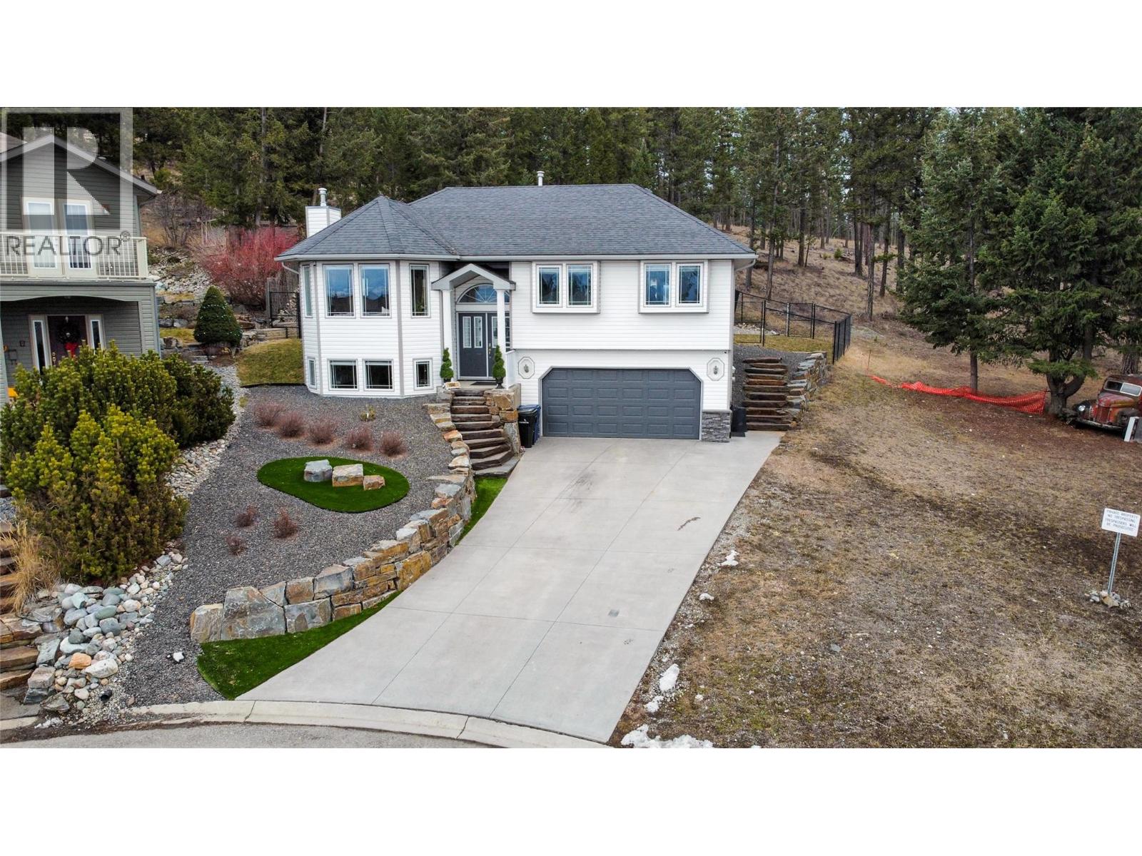 1550 Mt Fisher Crescent N, Cranbrook, British Columbia  V1C 7J6 - Photo 2 - 10376931