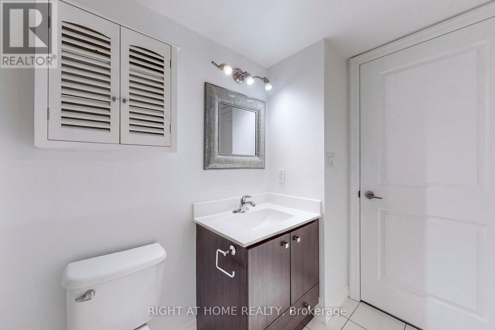 1805 - 2015 Sheppard Avenue E, Toronto, Ontario  M2J 1W6 - Photo 24 - C12823266