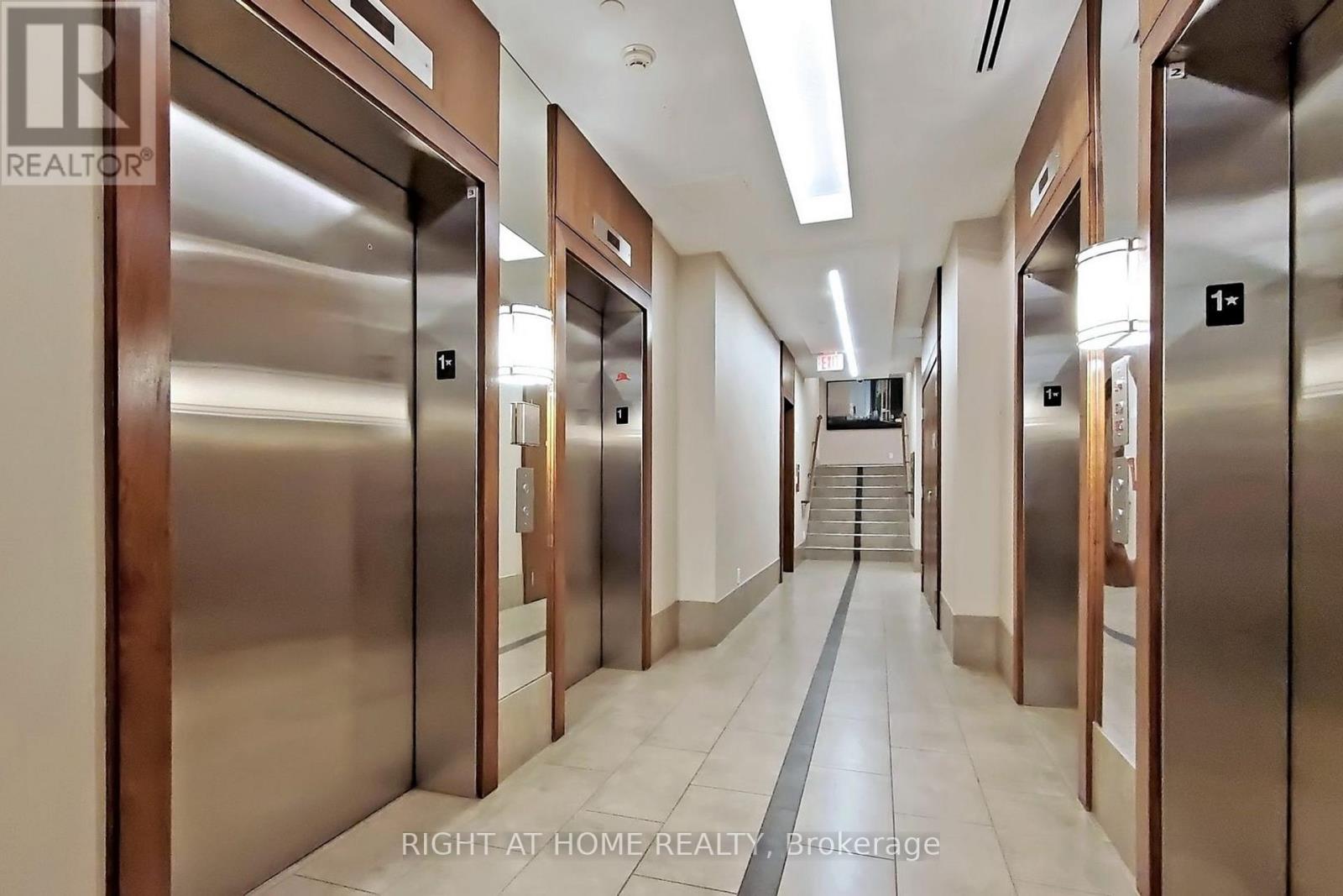 1805 - 2015 Sheppard Avenue E, Toronto, Ontario  M2J 1W6 - Photo 4 - C12823266