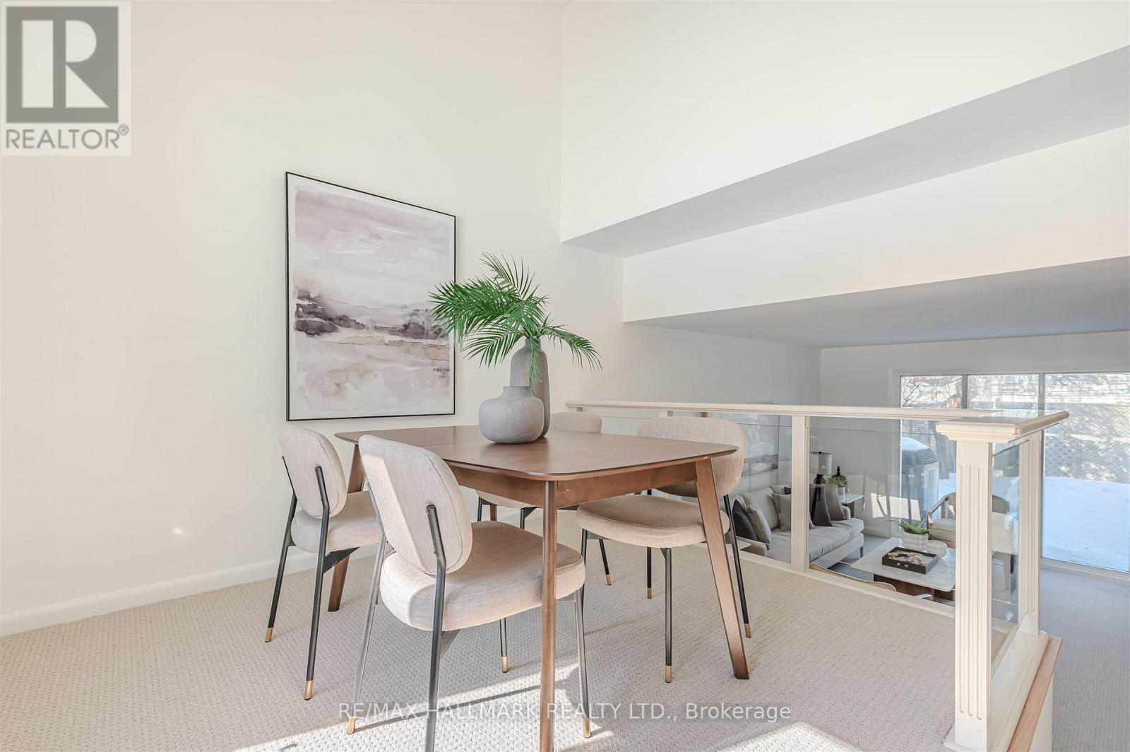 16 Burdock Lane, Toronto, Ontario  M3C 2G5 - Photo 8 - C12823346