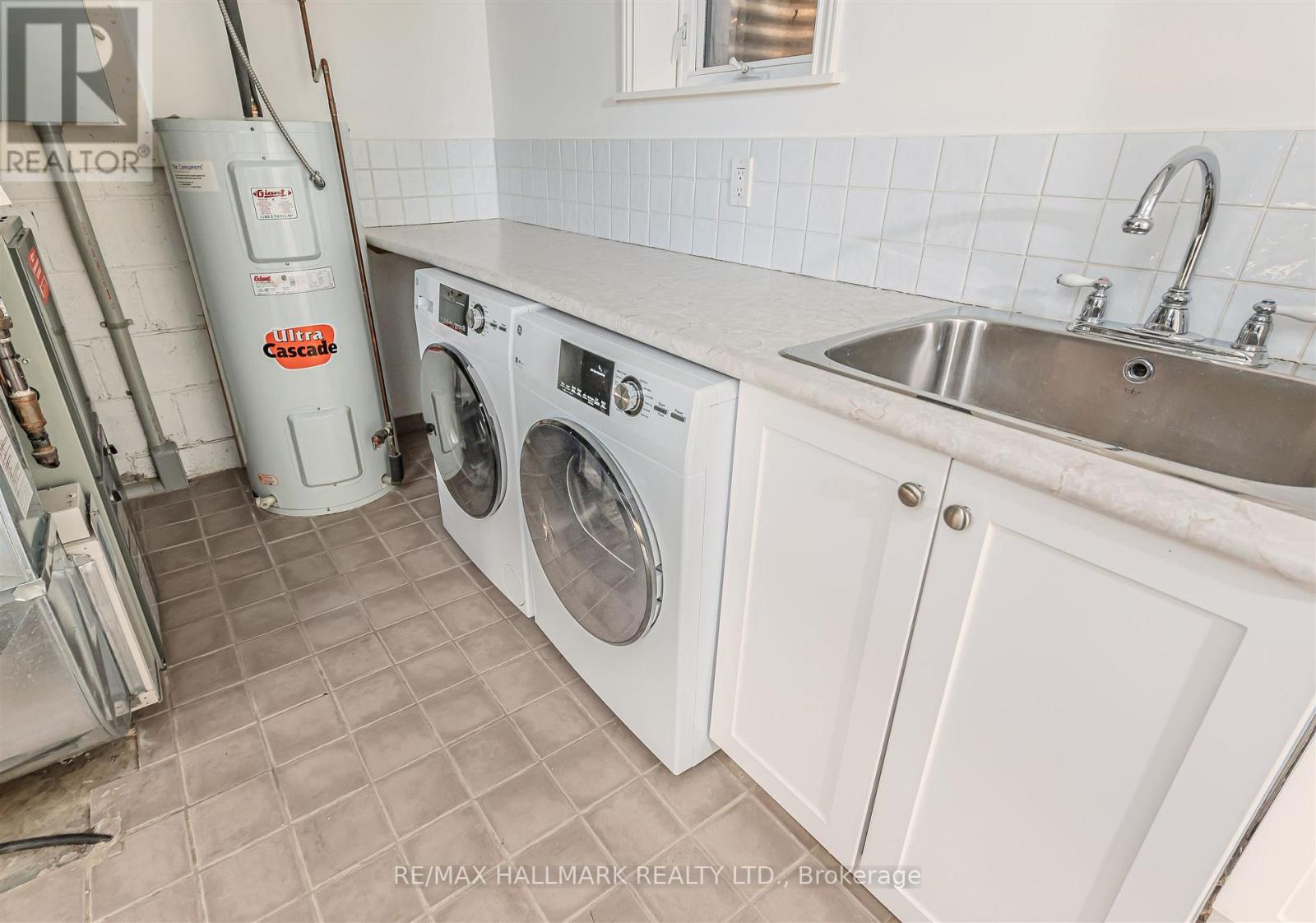 16 Burdock Lane, Toronto, Ontario  M3C 2G5 - Photo 22 - C12823346