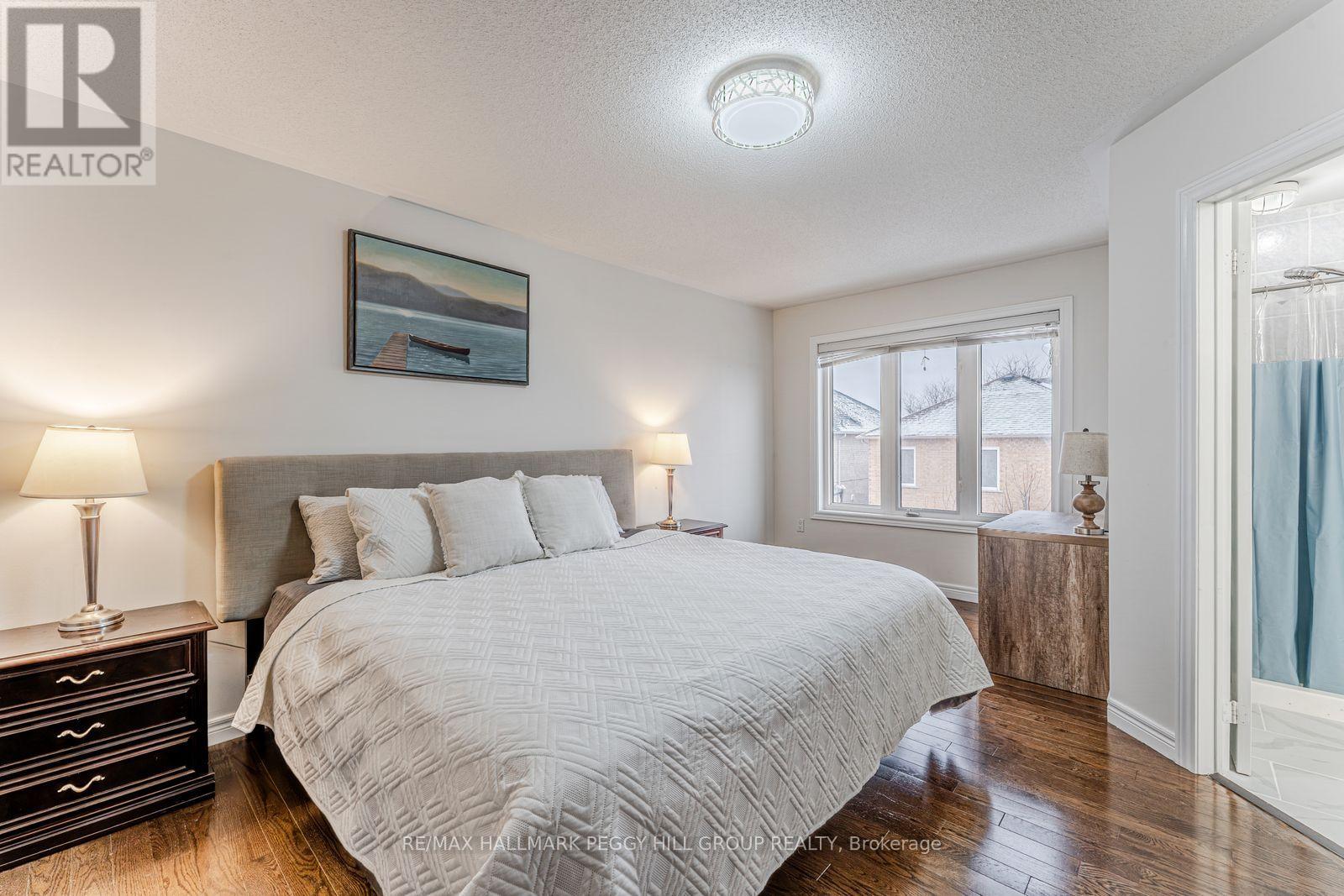 179 Warwick Crescent, Newmarket, Ontario  L3X 2S3 - Photo 5 - N12823316