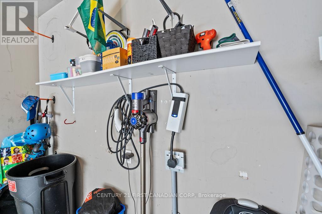 Photo 21 of 48 for 28 - 750 Osgoode Drive S