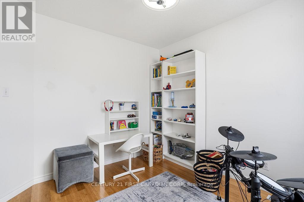 Photo 29 of 48 for 28 - 750 Osgoode Drive S