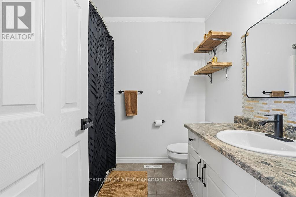 28 - 750 Osgoode Drive S, London South, Ontario  N6E 2G2 - Photo 25 - X12822476