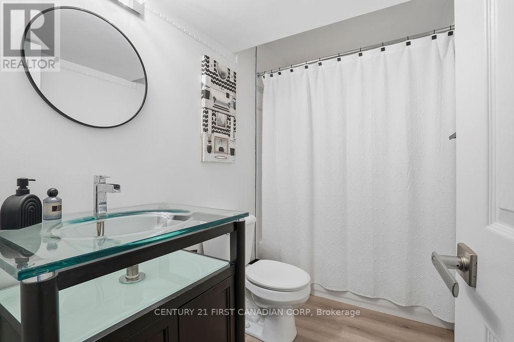 28 - 750 Osgoode Drive S, London South, Ontario  N6E 2G2 - Photo 40 - X12822476