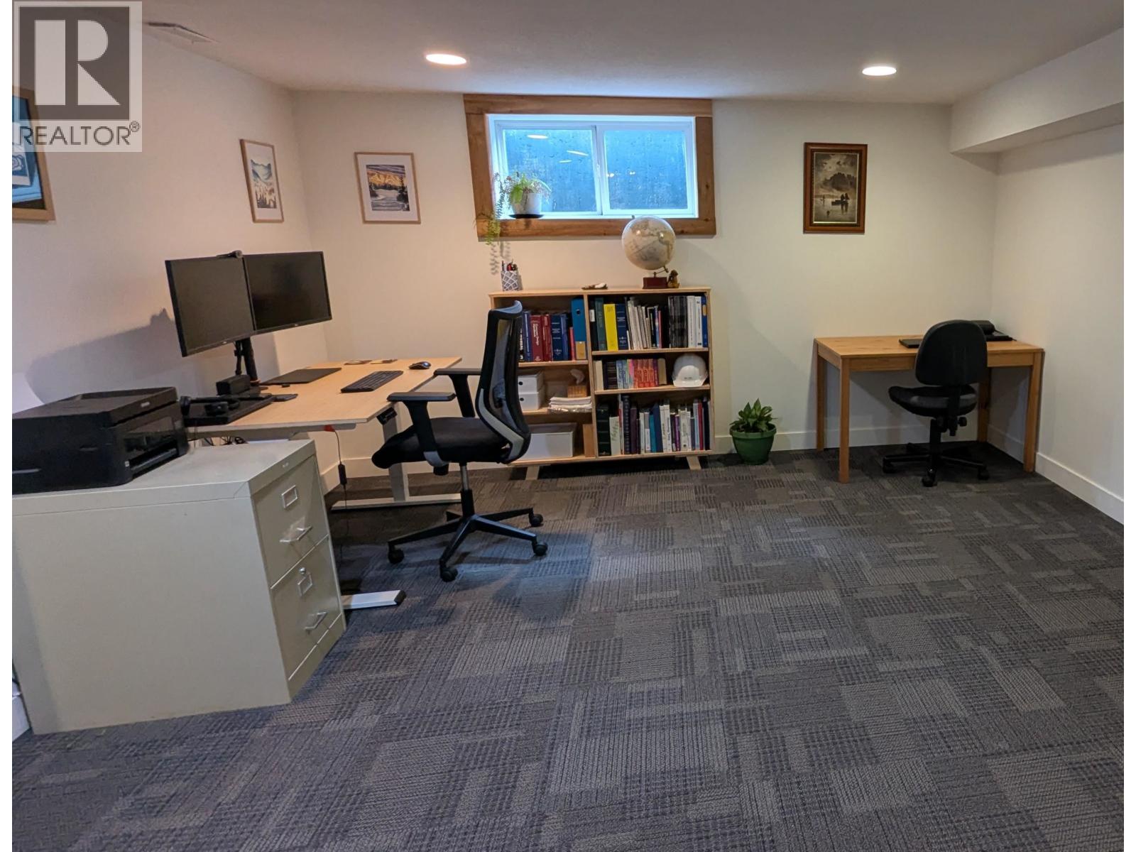 1373 Cronin Place, Smithers, British Columbia  V0J 2N0 - Photo 33 - R3093245