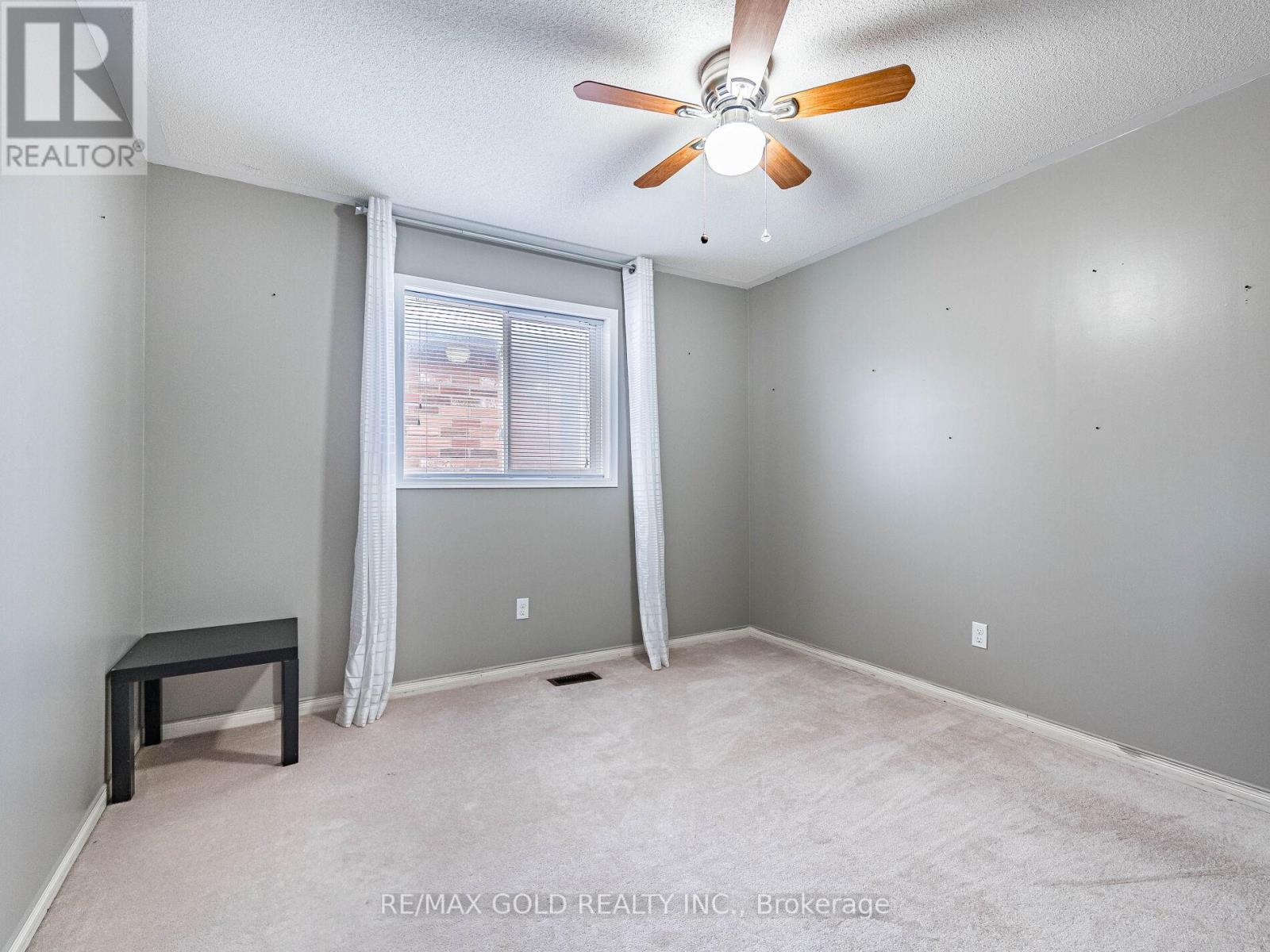 18 Travis Crescent, Brampton, Ontario  L7A 0P2 - Photo 24 - W12823256