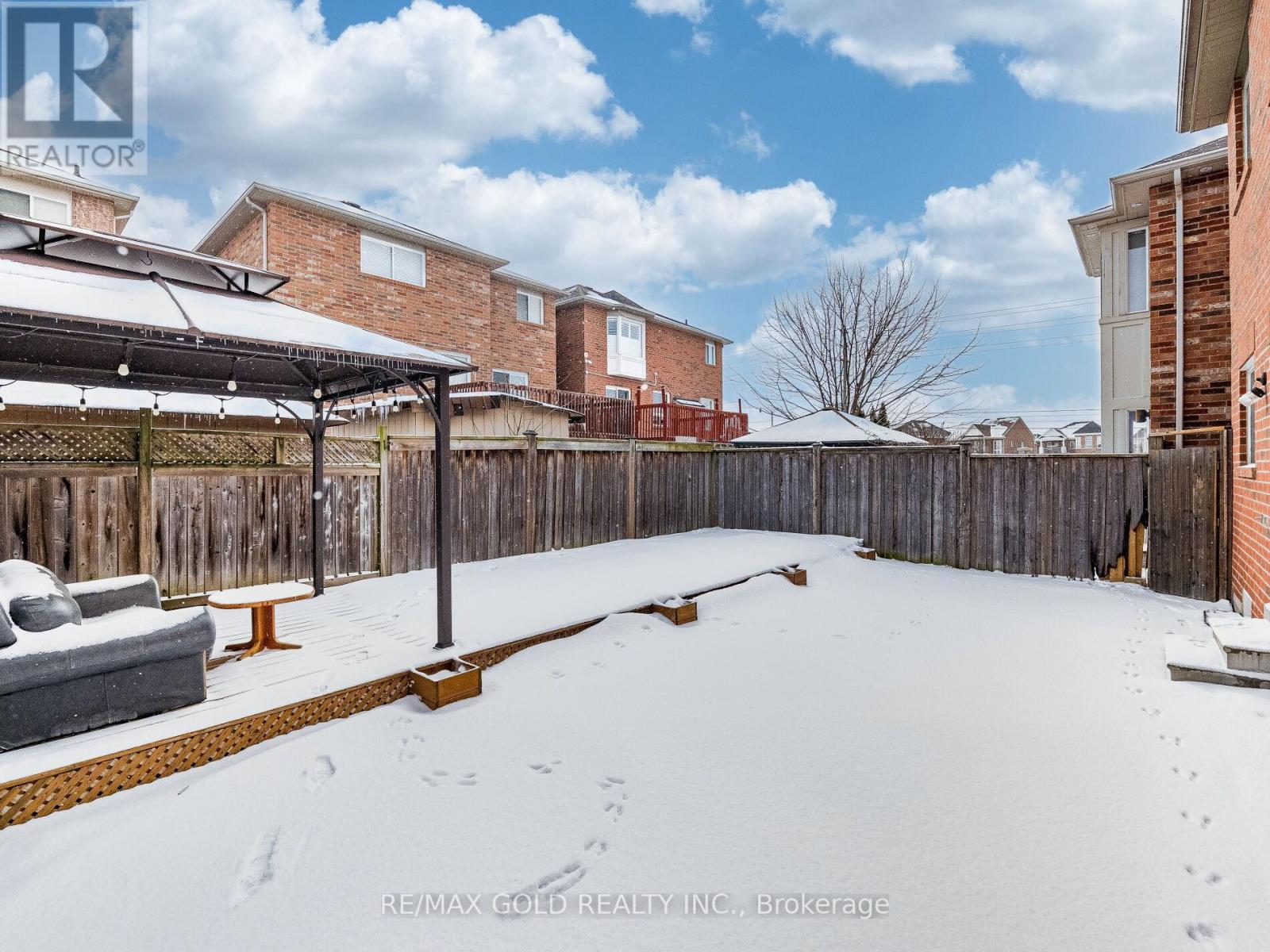 18 Travis Crescent, Brampton, Ontario  L7A 0P2 - Photo 36 - W12823256