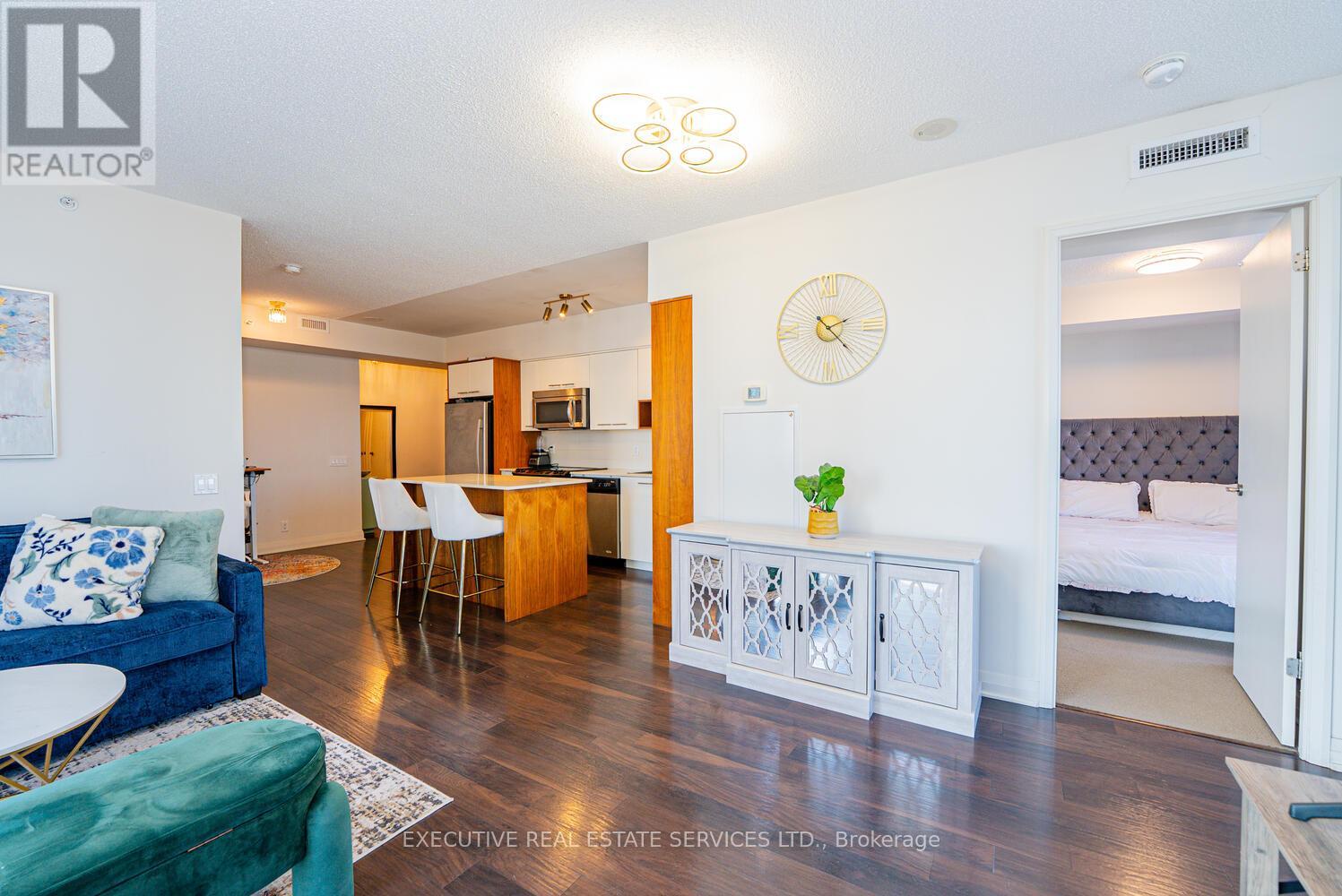 1804 - 5 Valhalla Inn Road, Toronto, Ontario  M9B 1S9 - Photo 20 - W12823294