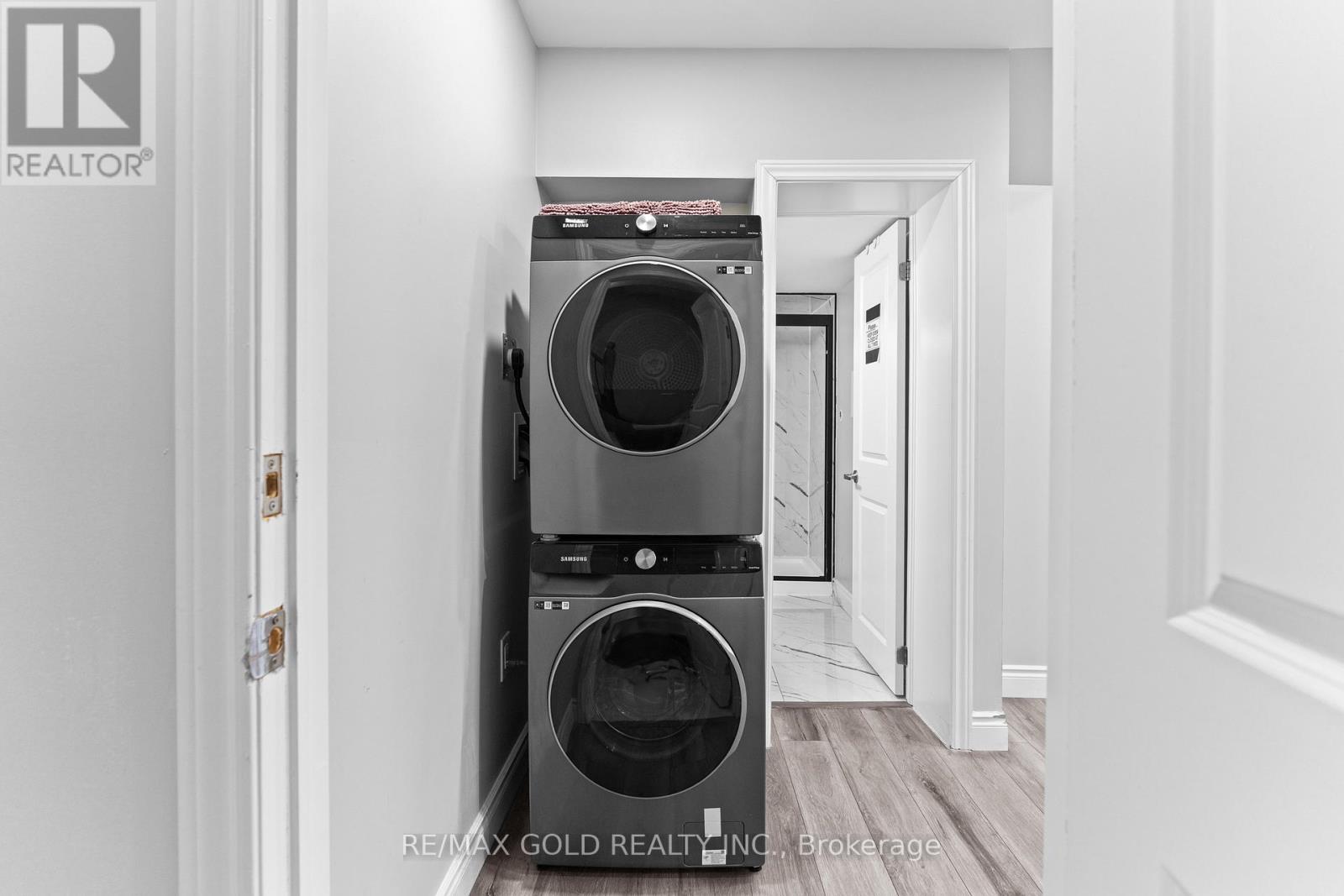 41 Rainbrook Close, Brampton, Ontario  L6R 0Y9 - Photo 24 - W12823310