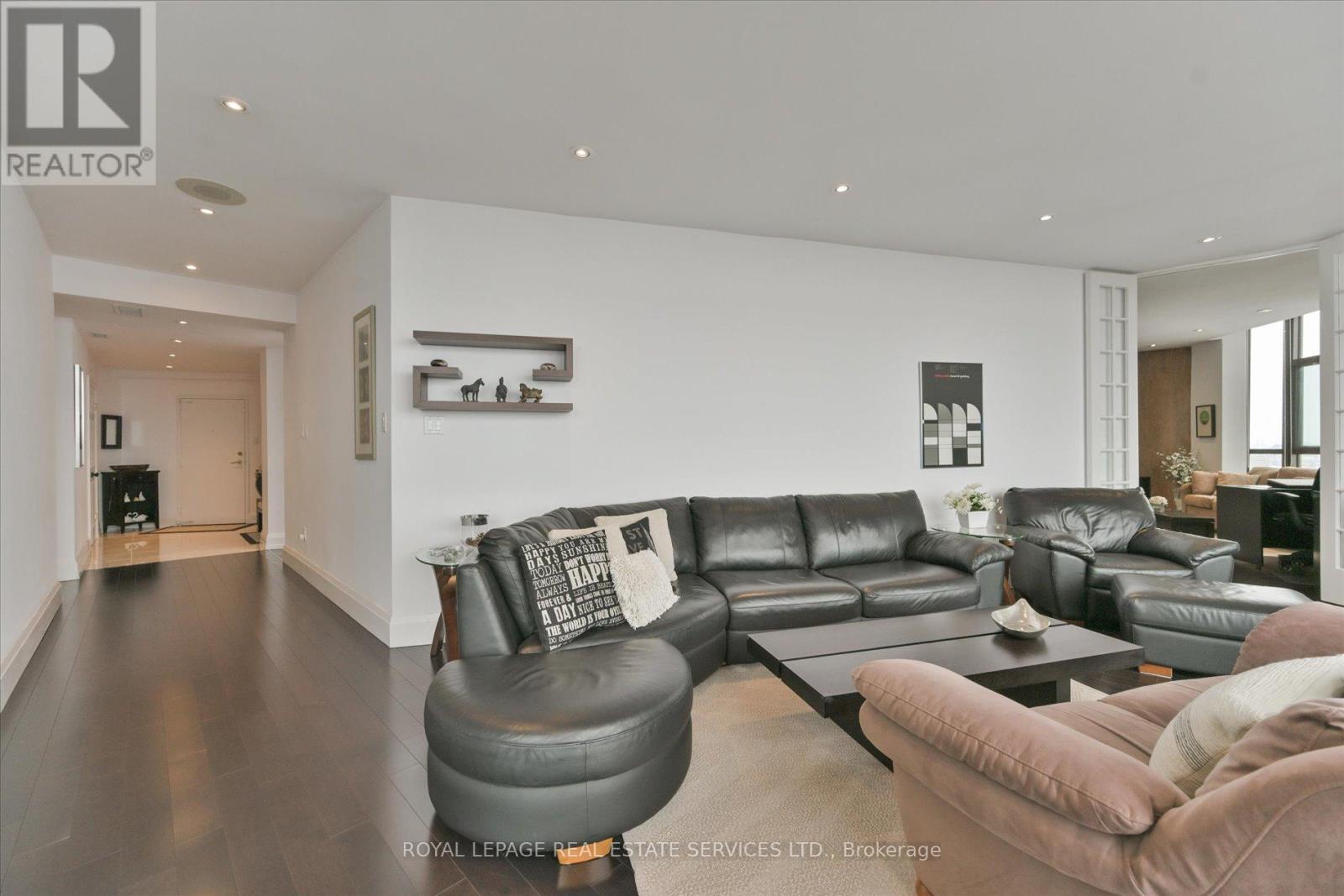 Ph03 - 2010 Islington Avenue, Toronto, Ontario  M9P 3S8 - Photo 10 - W12823322