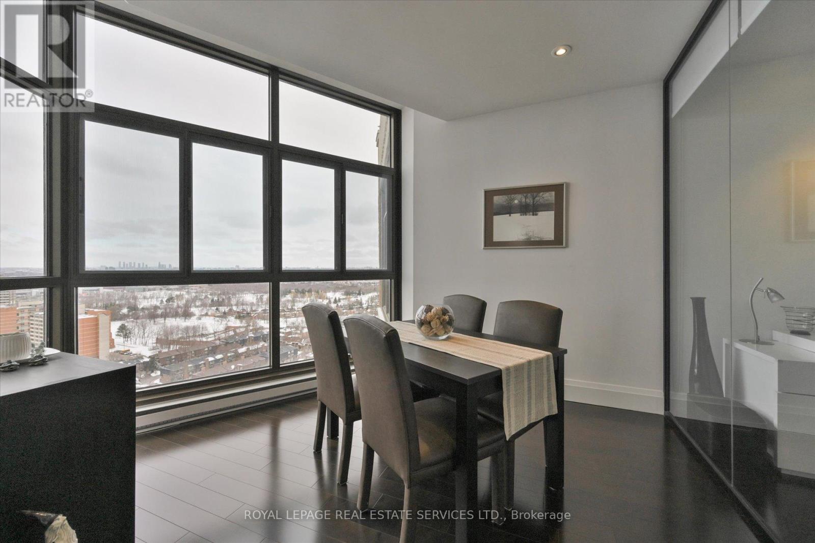 Ph03 - 2010 Islington Avenue, Toronto, Ontario  M9P 3S8 - Photo 16 - W12823322