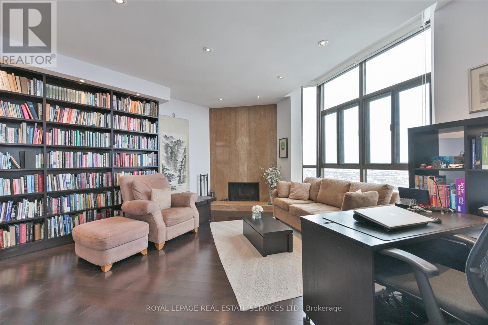 Ph03 - 2010 Islington Avenue, Toronto, Ontario  M9P 3S8 - Photo 17 - W12823322