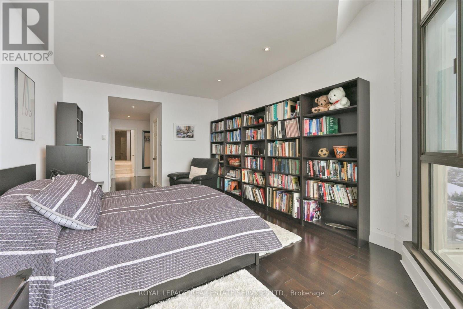 Ph03 - 2010 Islington Avenue, Toronto, Ontario  M9P 3S8 - Photo 29 - W12823322