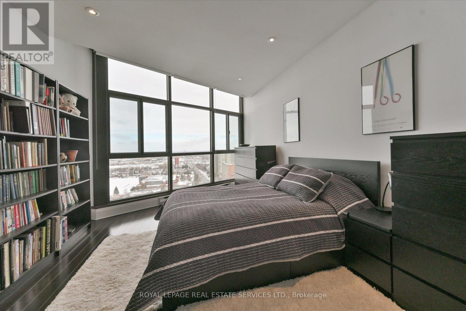 Ph03 - 2010 Islington Avenue, Toronto, Ontario  M9P 3S8 - Photo 30 - W12823322