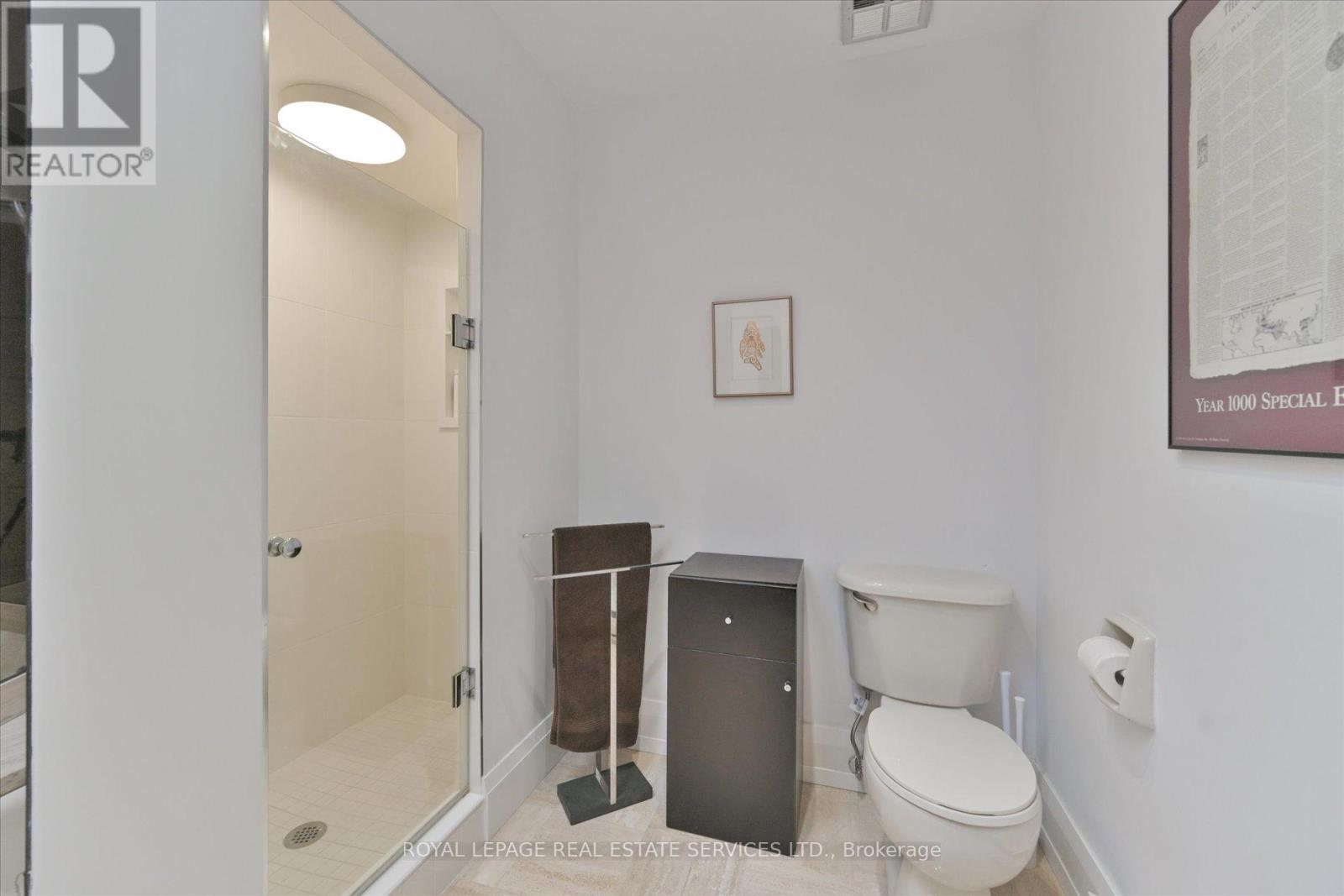 Ph03 - 2010 Islington Avenue, Toronto, Ontario  M9P 3S8 - Photo 32 - W12823322