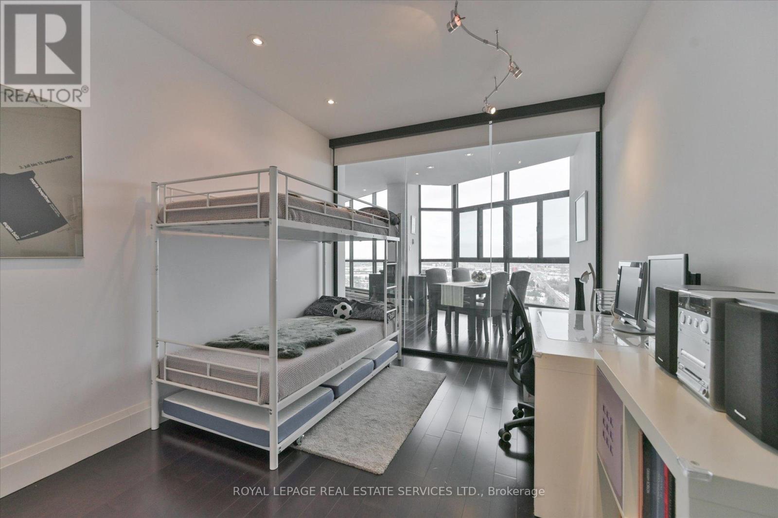 Ph03 - 2010 Islington Avenue, Toronto, Ontario  M9P 3S8 - Photo 34 - W12823322