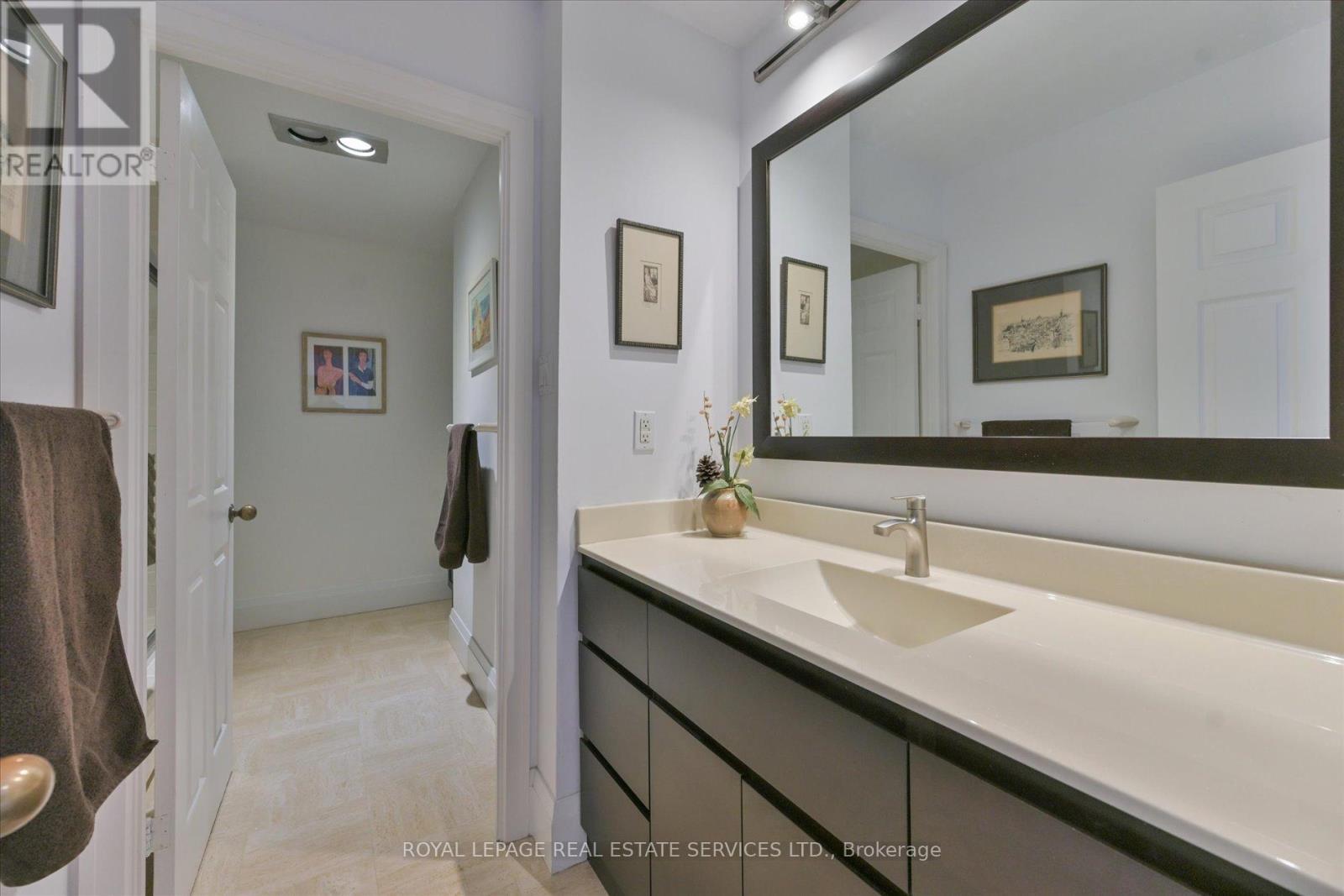 Ph03 - 2010 Islington Avenue, Toronto, Ontario  M9P 3S8 - Photo 36 - W12823322