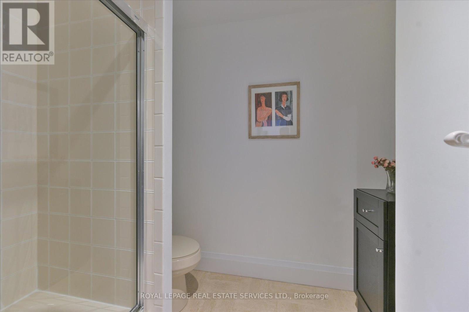 Ph03 - 2010 Islington Avenue, Toronto, Ontario  M9P 3S8 - Photo 37 - W12823322