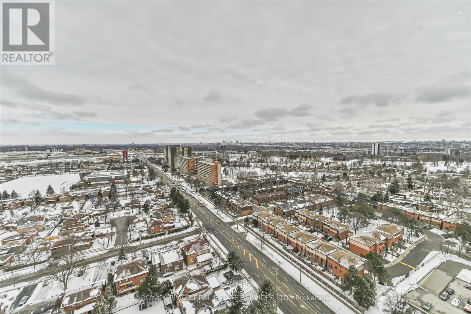 Ph03 - 2010 Islington Avenue, Toronto, Ontario  M9P 3S8 - Photo 39 - W12823322